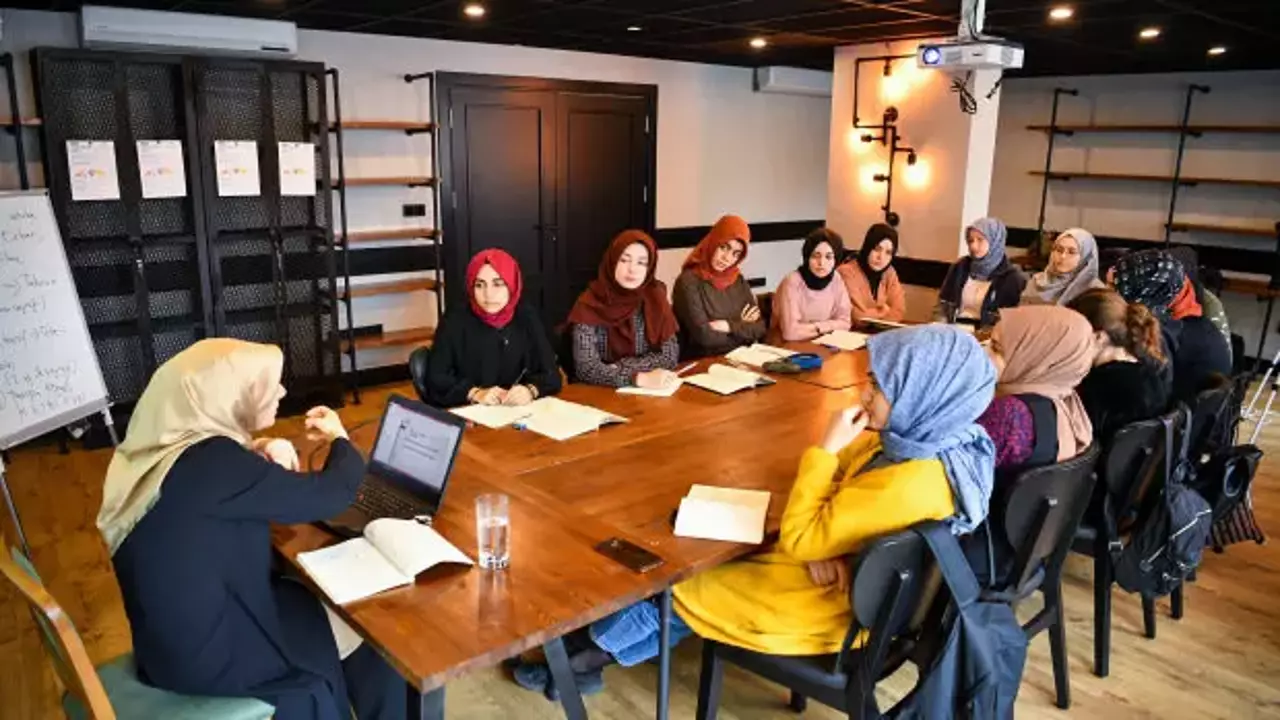 TÜRGEV’den Gazze’ye eğitim köprüsü: 246 Filistinli kız öğrenci Türkiye’de