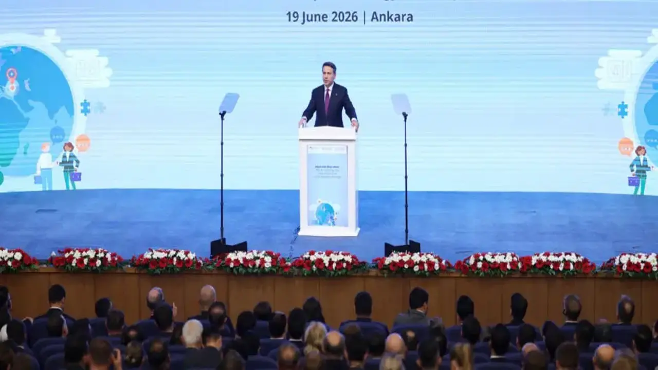 Türk-Alman Enerji Forumu'nda kritik imza: Hedef daha güvenli bir enerji geleceği
