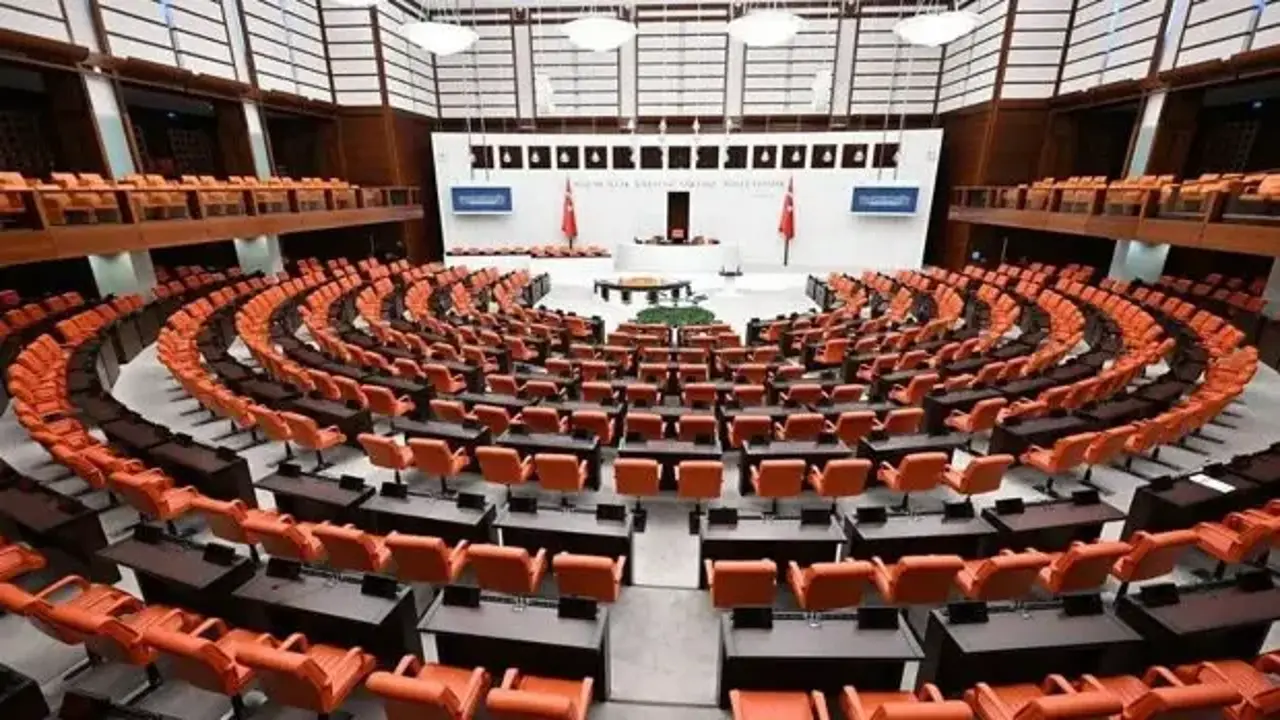 Türk Kızılay Kanunu Teklifi’nin ilk 3 maddesi kabul edildi