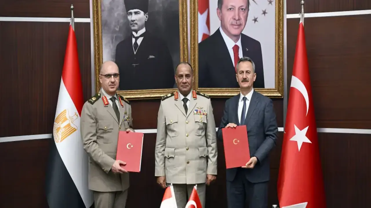 Türkiye ve Mısır’dan savunmada kritik adım! İmzalar atıldı