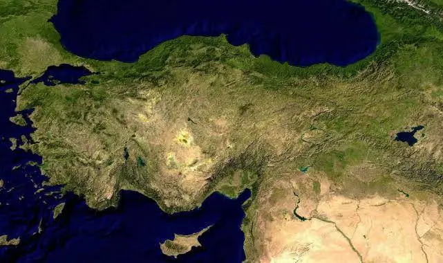 Türkiye'nin en mutlu ili belli oldu! Sakin yaşamıyla öne çıkan şehirler dikkat çekti