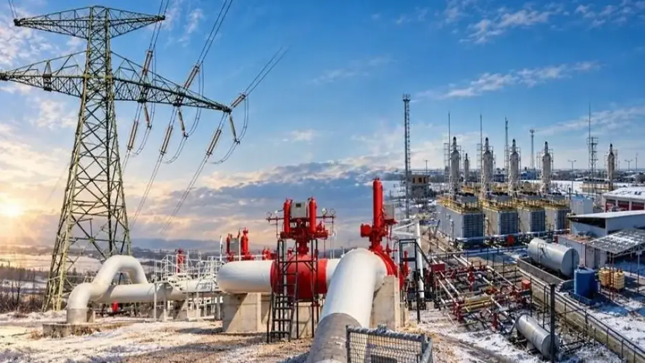 Türkiye'nin enerji planı belli oldu! Enerji altyapısına 80 milyar dolarlık yatırım!