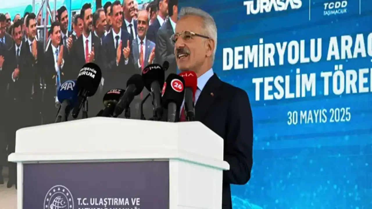 Türkiye'nin yerli manevra lokomotifi Tanzanya'ya ihraç edilecek
