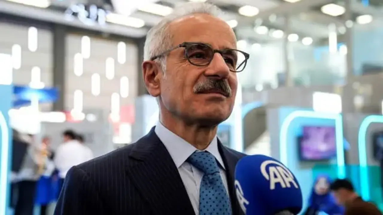 Türksat 7A uydusunun üretim süreci için geri sayım
