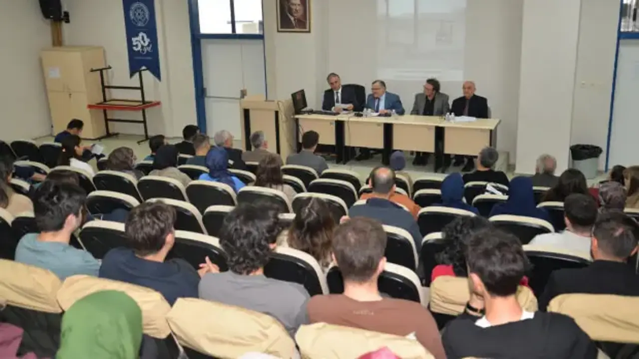 Uludağ Üniversitesi’nde Fethi Gemuhluoğlu konuşuldu
