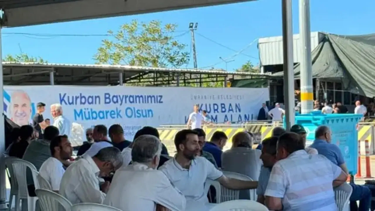 Ümraniye'de kurban kesimleri hijyenik şartlarda yapıldı