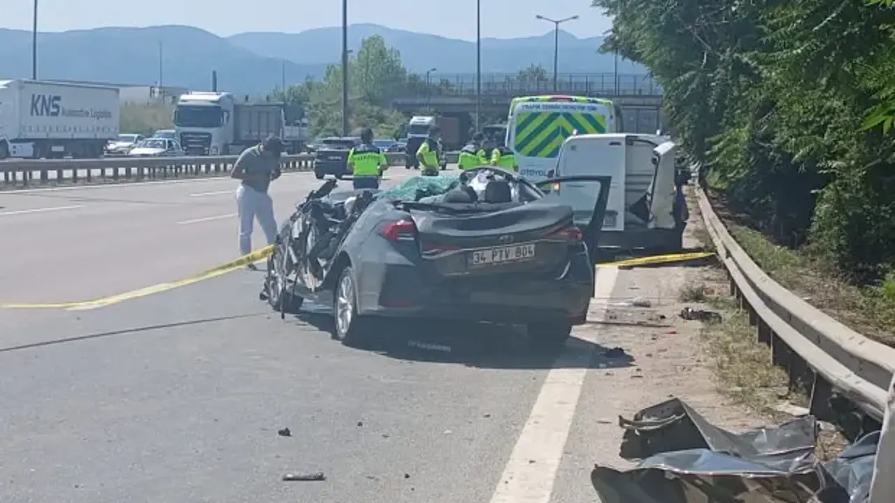 Uzman onbaşının kahreden ölümü: Otomobil kağıt gibi ezildi!