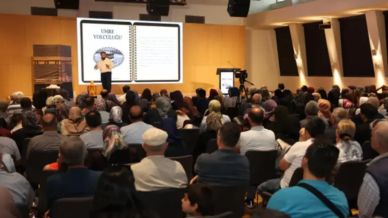 “Vefa Umresi”nde ilk kafile için eğitim programı düzenlendi