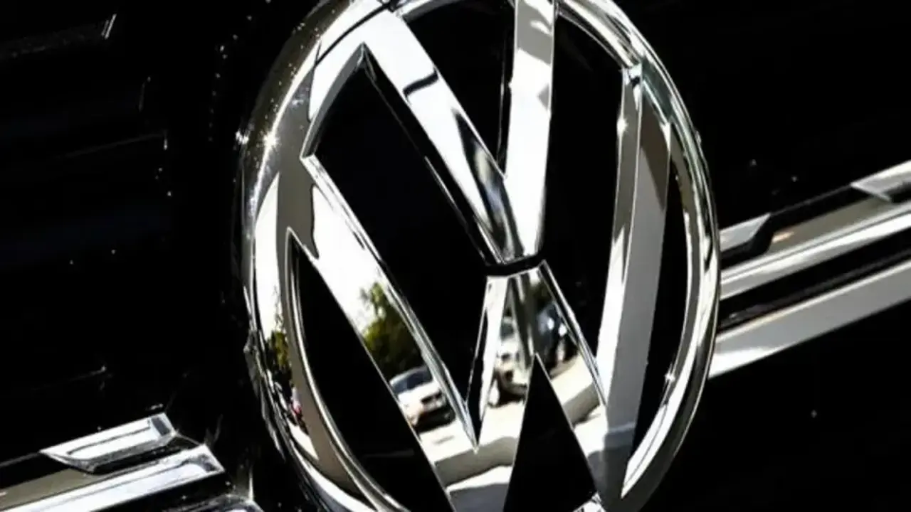 Volkswagen’den radikal karar: Üretim kapasitesini dünya genelinde 1 milyon araç azaltacak!