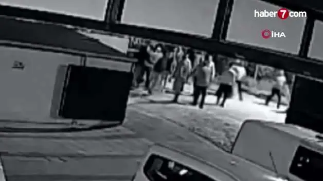 Yalova'da 6 kişinin yaralandığı husumetli grupların silahlı kavgası kamerada