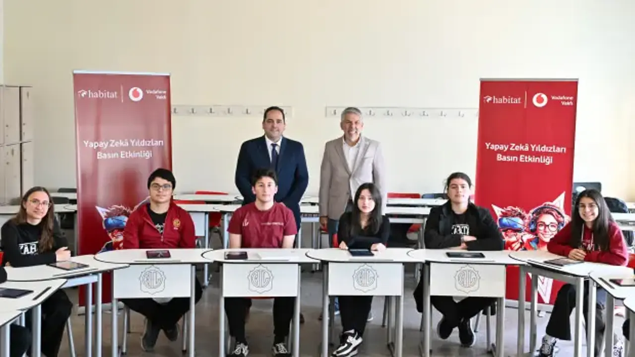 Yapay Zekâ Yıldızları'nda yeni hedef  100 bin öğrenciye ulaşmak
