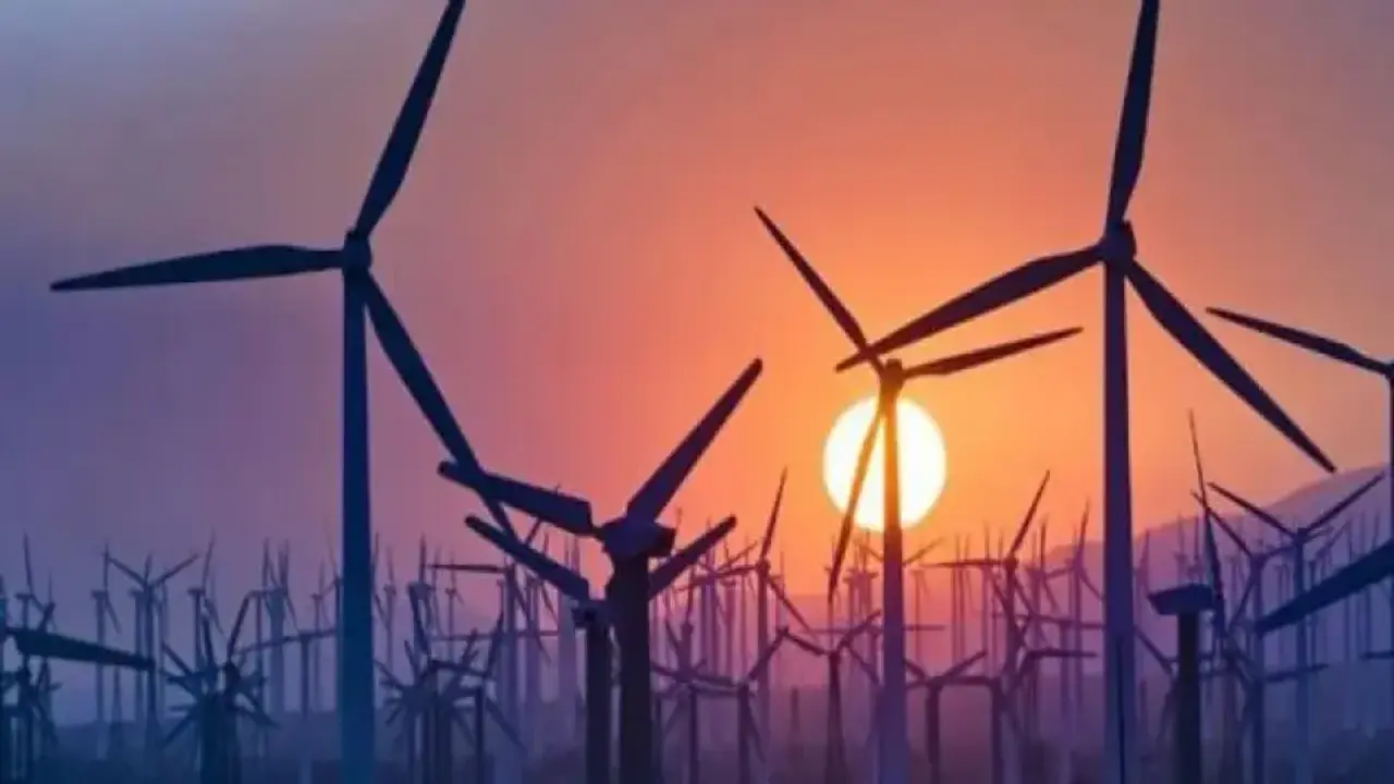 Yenilenebilir enerji 480 milyar dolarlık fosil yakıt faturasını sildi!