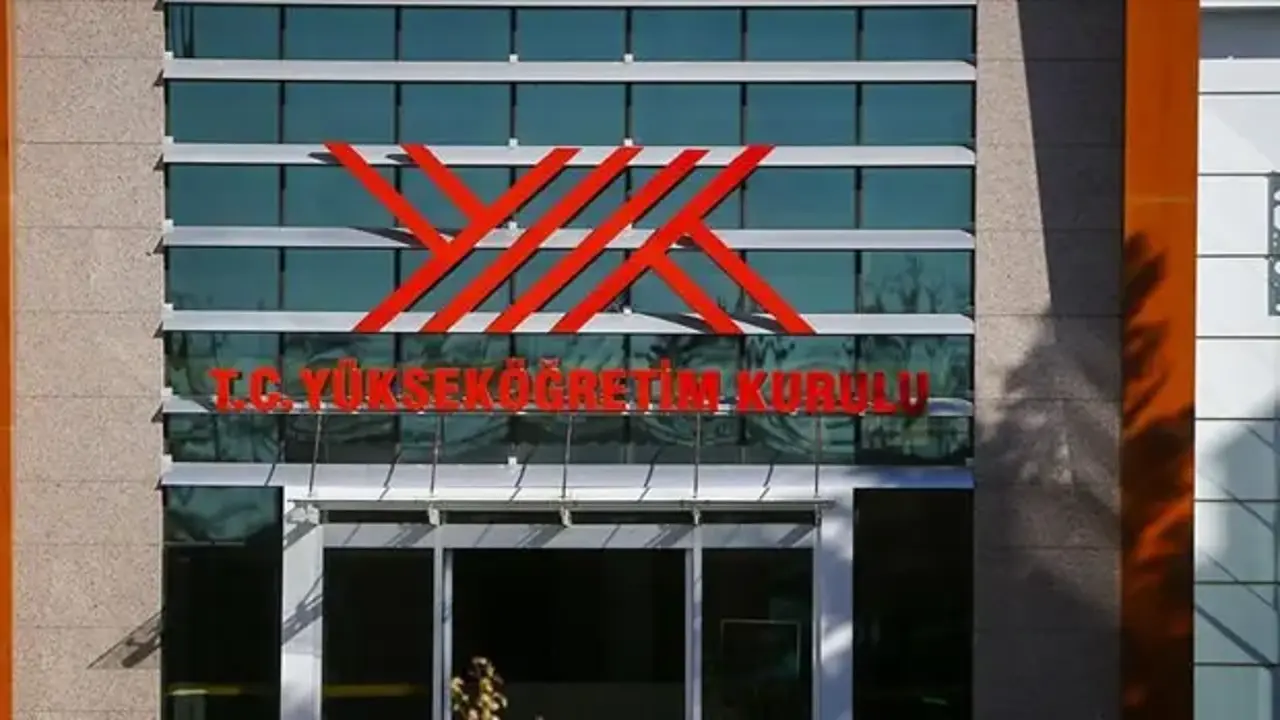 YÖK'ten vakıf üniversitelerine uyarı: Öğrenim ücreti artışı yüzde 25'i geçemeyecek