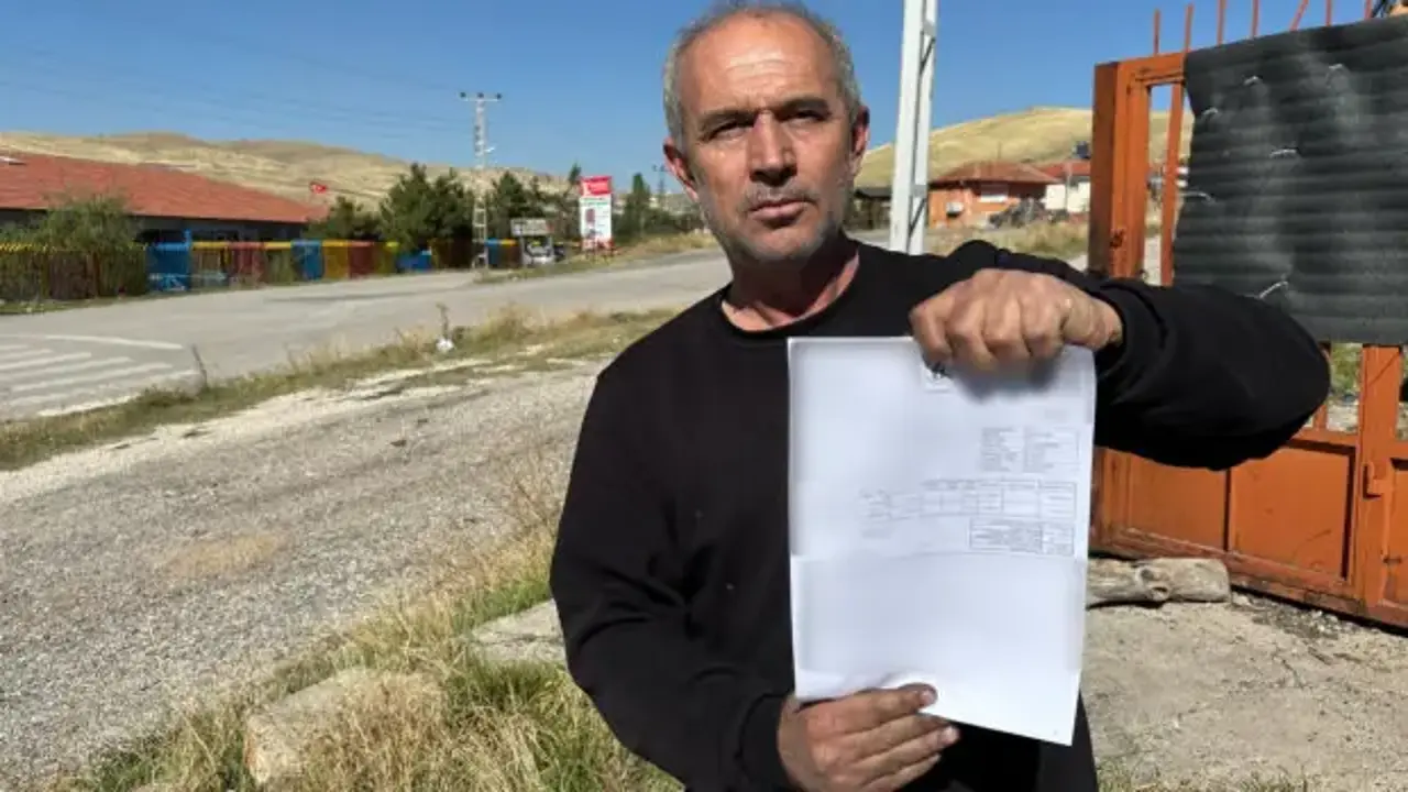 'Yüksek limitli kredi kartı' vaadine kandı, 412 bin lirasından oldu
