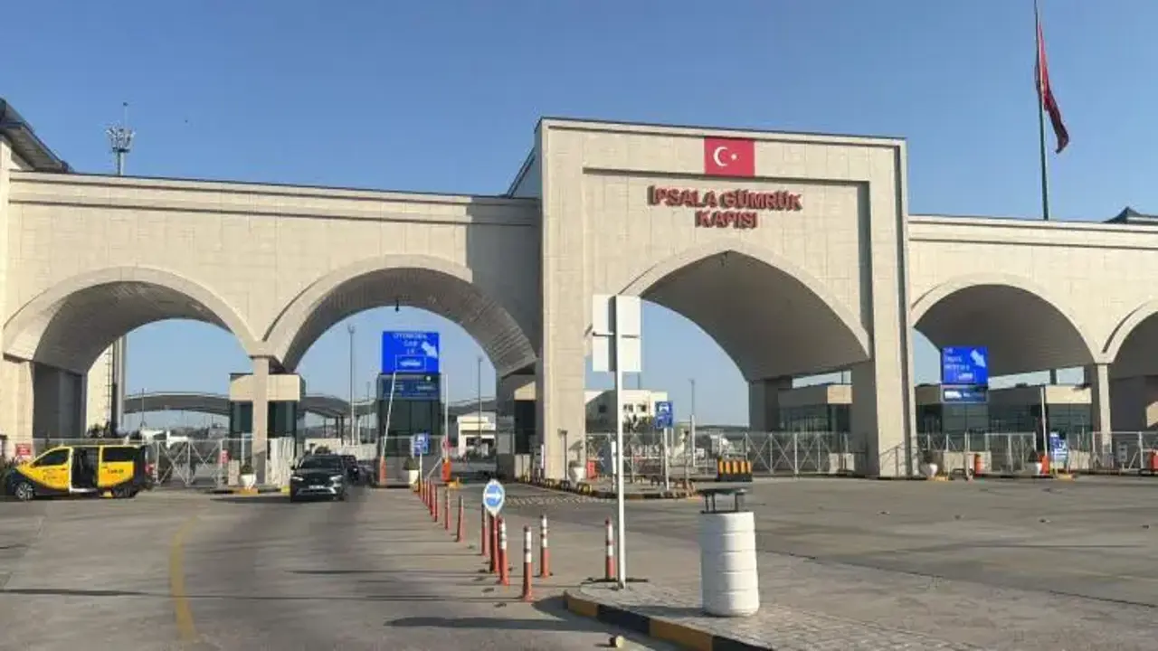Yunanistan sınır kapılarından geçişler durdu! Ticaret Bakanlığından vatandaşlara uyarı