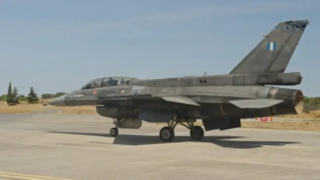 Yunanistan’dan GKRY hamlesi: F-16’ların adadaki varlığı sürecek