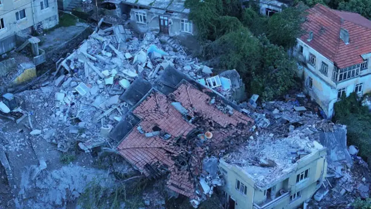 Zonguldak'taki bina faciasında yeni gelişme! 3 şüpheli gözaltında!